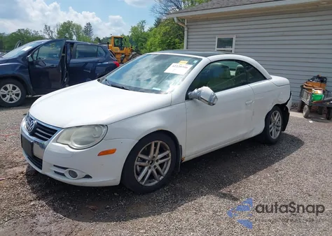 2008 Volkswagen Eos Lux из США, поврежденный, VIN WVWFA71F88V018635